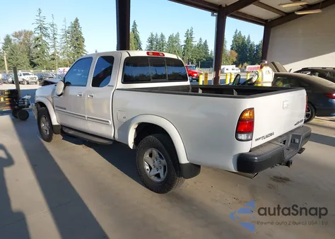 2004 Toyota Tundra Ltd V8 z USA, uszkodzony, nr VIN 5TBBT48164S440949